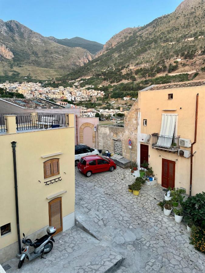 Апартаменты Castello A Mare Кастелламмаре-дель-Голфо Экстерьер фото