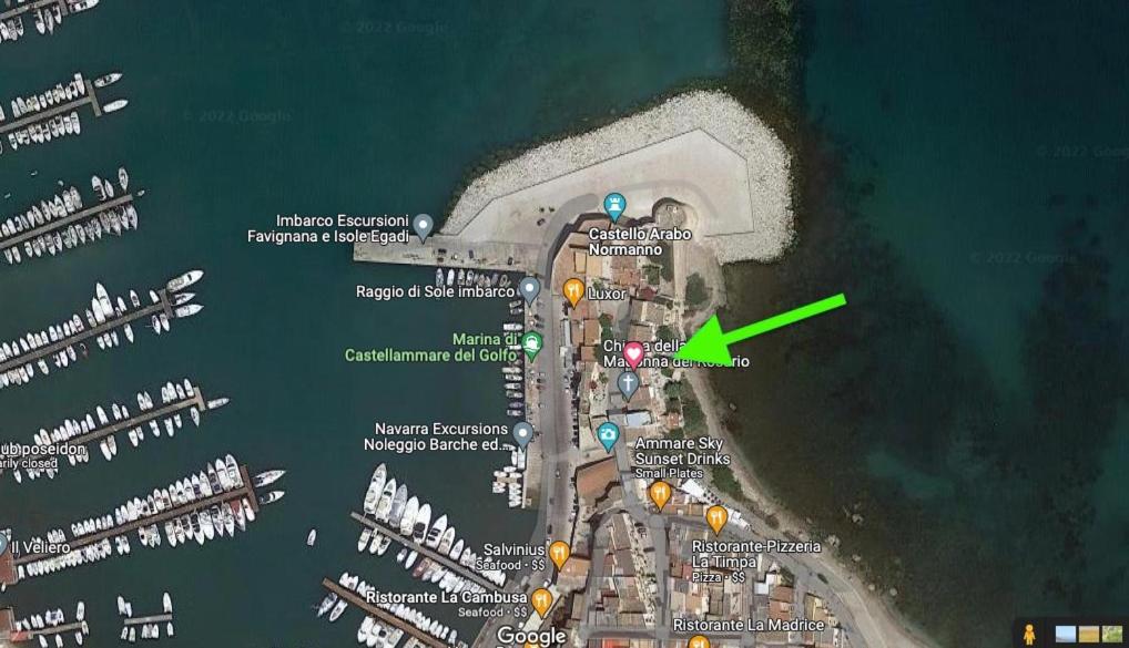 Апартаменты Castello A Mare Кастелламмаре-дель-Голфо Экстерьер фото